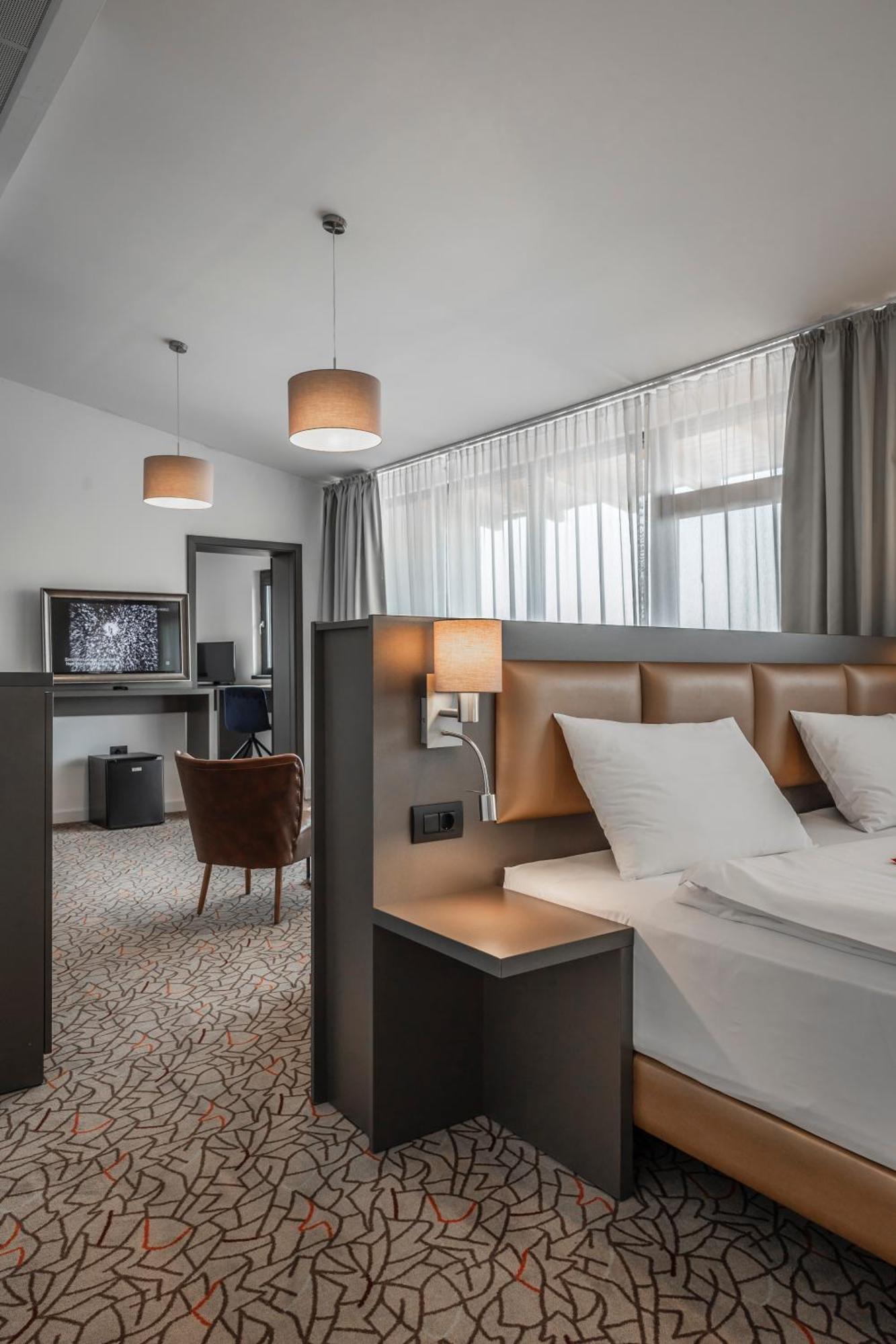 Charm Boutique Hotel Satu Mare Exteriér fotografie
