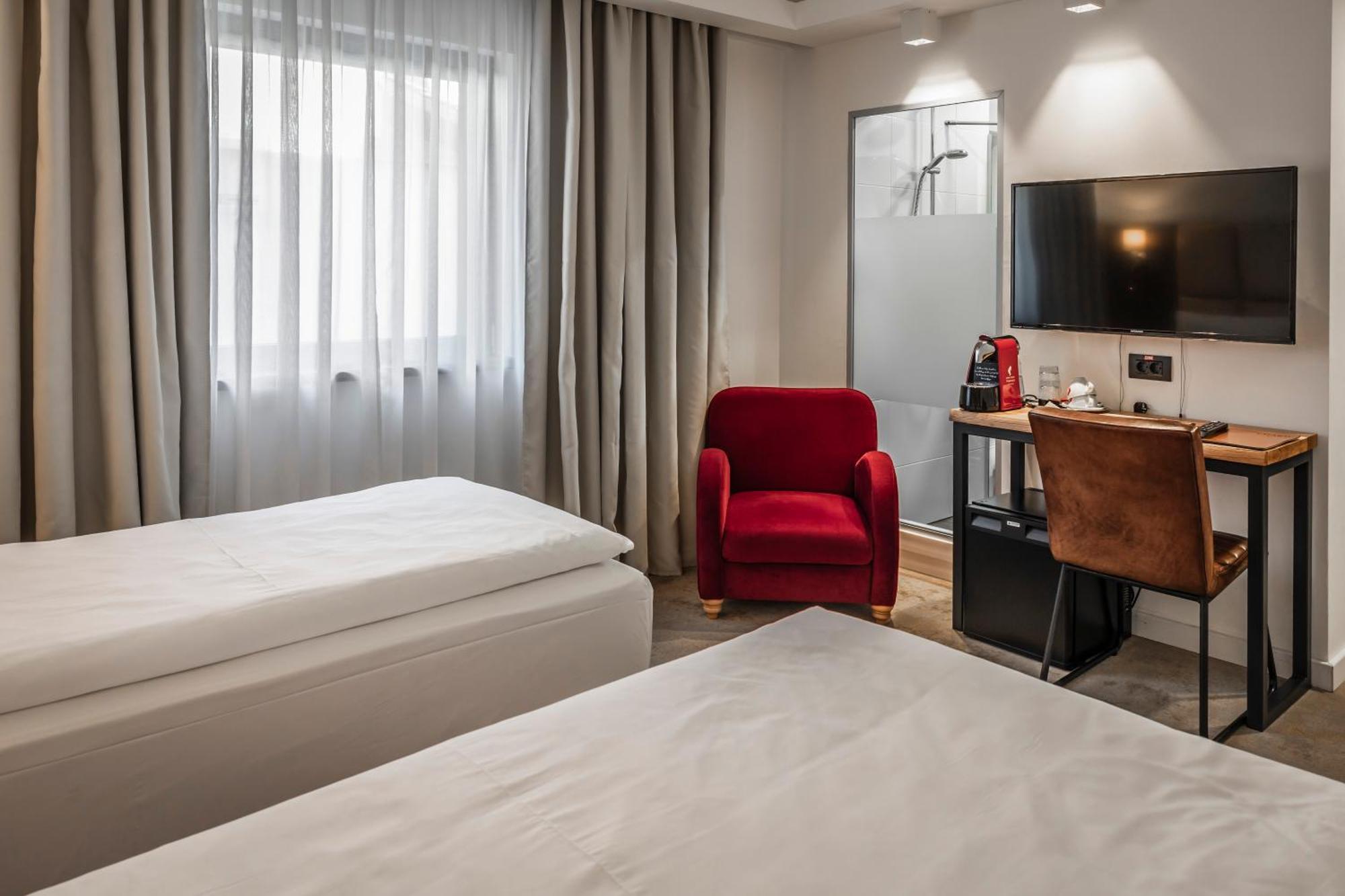 Charm Boutique Hotel Satu Mare Exteriér fotografie